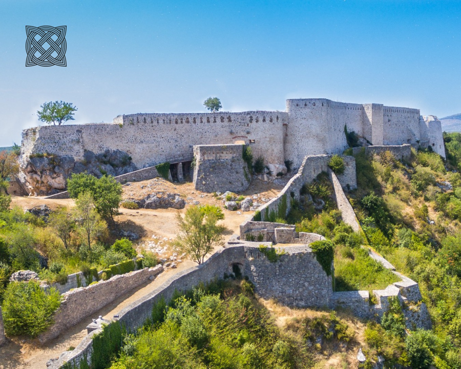 Na Kninskoj tvrđavi Praznik rada slave dan ranije: Posjetitelje očekuju srdele, storytelling ture i vrijedne nagrade!
