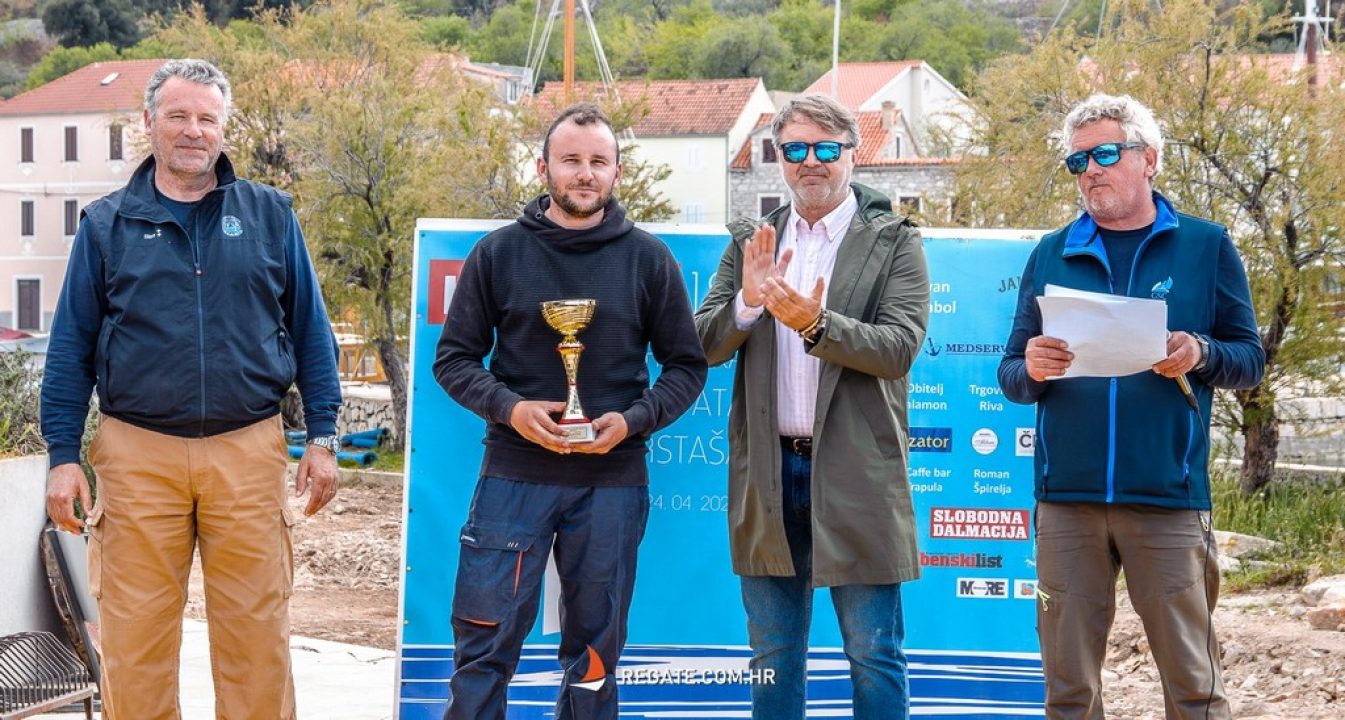 18. Zlarinska regata krstaša: Ukupni pobjednik je posada Gringo 3 iz Zadra