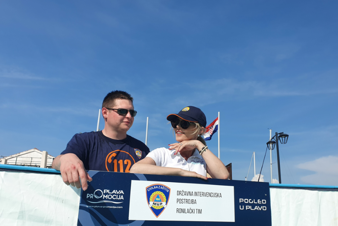 U eko-akciji očišćen Mali porat i lukobran u Vodicama 