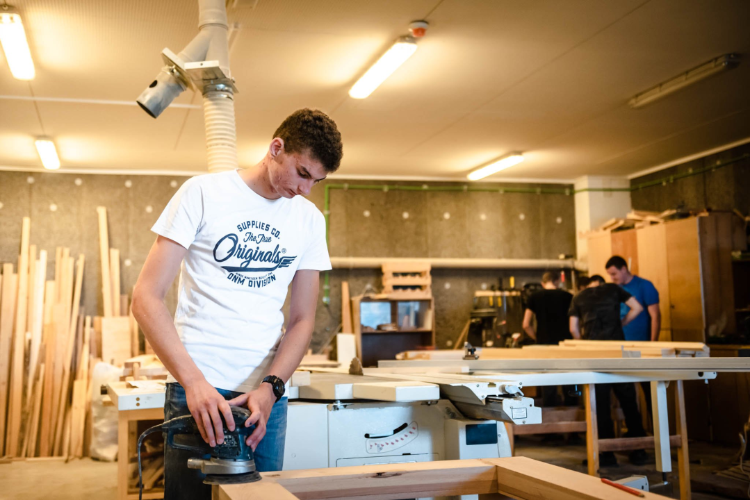 Stolare danas 'tražimo povećalom', ali Šibenčaninu Mati to zanimanje oduvijek je bilo prvi izbor