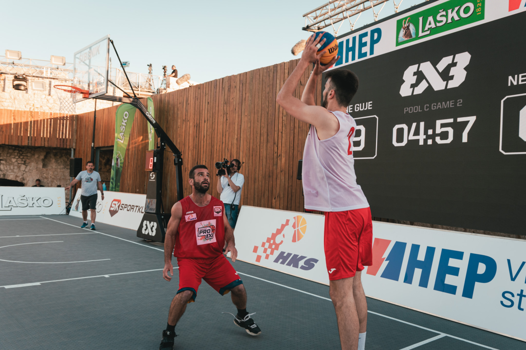 Basket se sinoć igrao na najljepšem igralištu: Tvrđava sv. Mihovila domaćin Pro 3x3 Tour-a