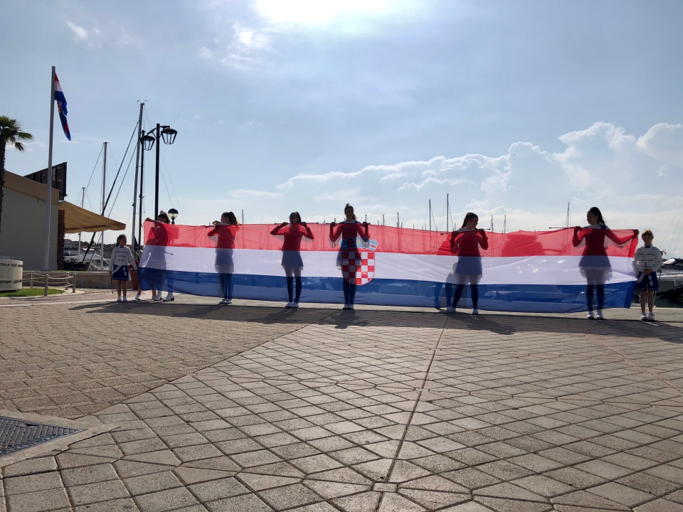 Polaganjem vijenaca i molitvom u Vodicama obilježen Dan državnosti