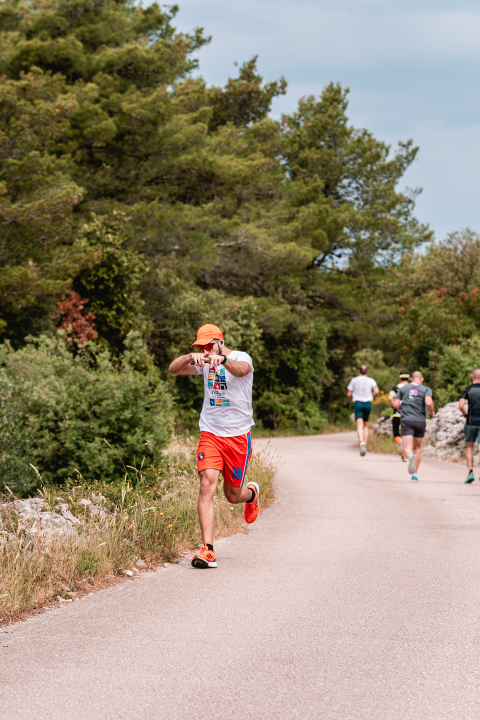 Spektakl u Šibeniku: Pivska milja je bila kao Woodstock, polumaraton završili i brojni Šibenčani