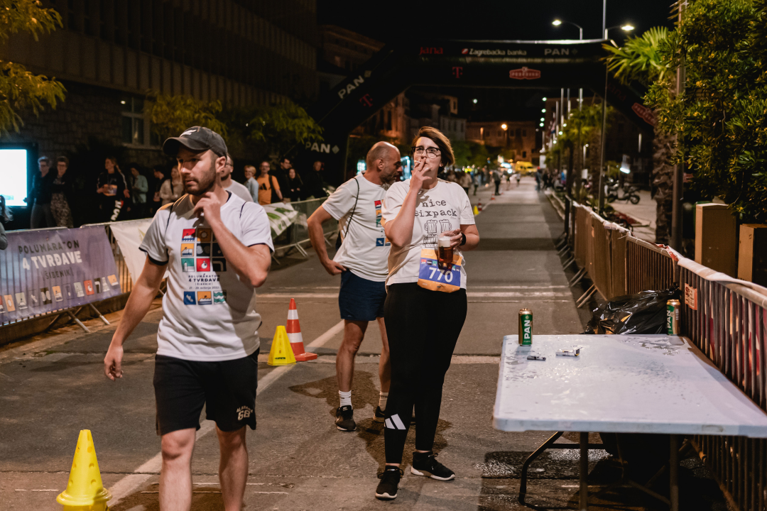 Spektakl u Šibeniku: Pivska milja je bila kao Woodstock, polumaraton završili i brojni Šibenčani