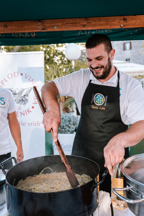 Subotu rezervirajte za manifestaciju Pidoća &amp; Debit se vole!