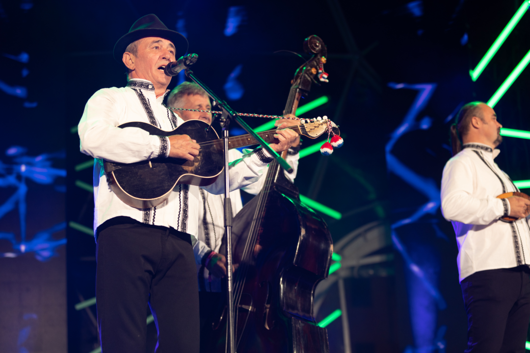 Završen najveći zabavni festival: Grdović ima hit CMC festivala, Ivana Kovač pjesmu godine