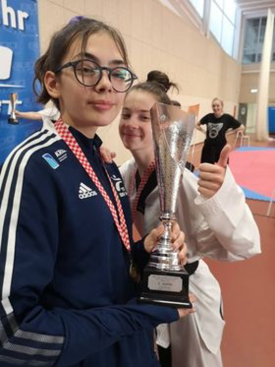 Divovka Nika Dodik državna prvakinja u taekwondou