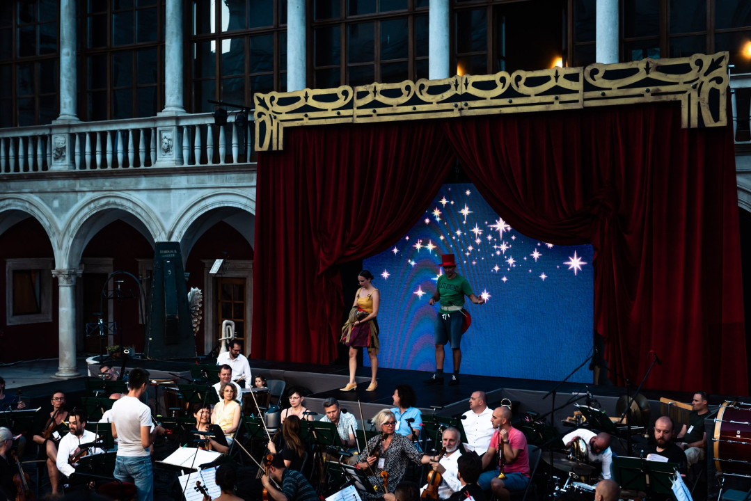Dječji smijeh i veselje ispunili Ljetnu pozornicu: Generalna proba otvaranja 62. MDF-a Šibenik uvela u dvotjednu čaroliju 