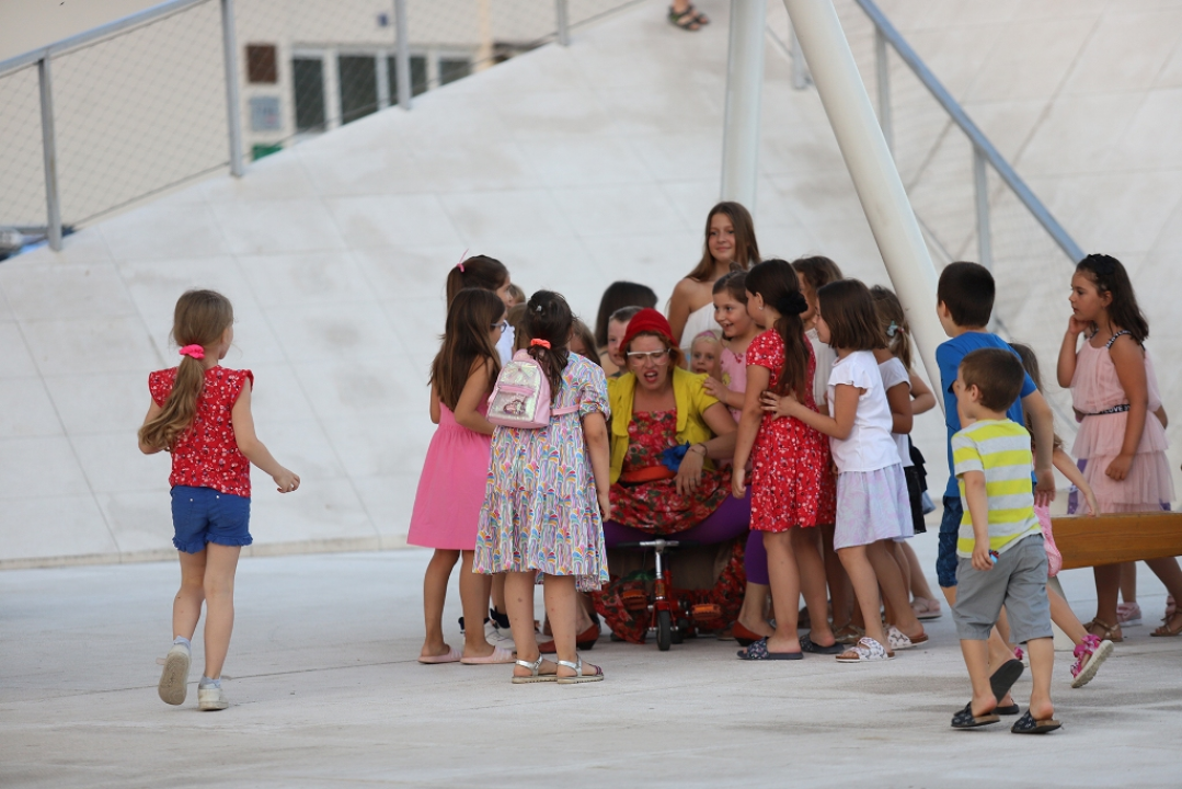 Sve samo ne mirna nedjelja u Šibeniku: U sklopu MDF-a danas od cirkusa do turnira