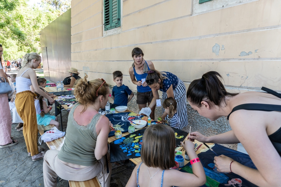 Sve samo ne mirna nedjelja u Šibeniku: U sklopu MDF-a danas od cirkusa do turnira