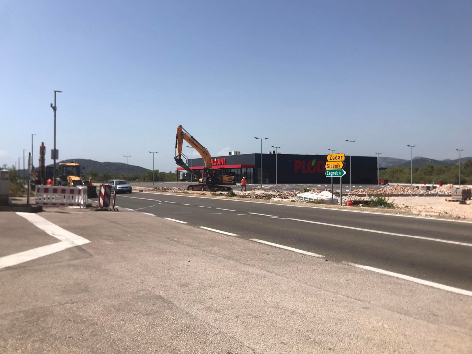 Na ulazu u Pirovac posebna prometna regulacija, rotor će se raditi tek iza 15. rujna