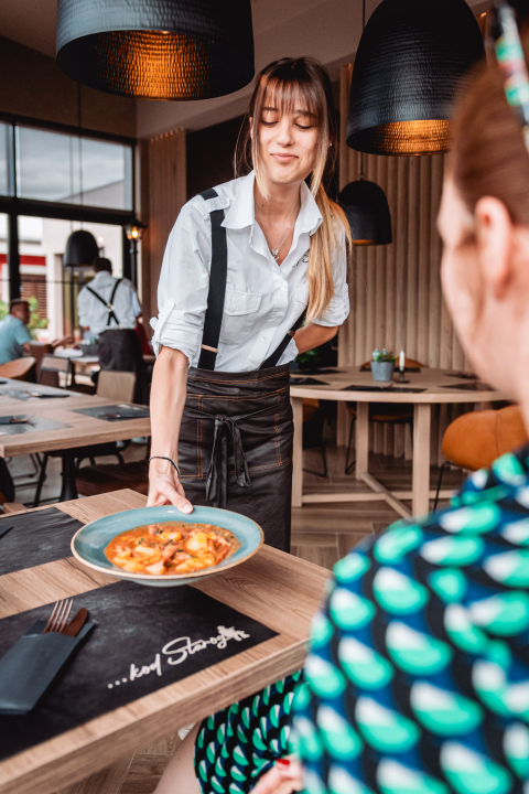 Ako ste se zaželjeli dobre marende i vrhunske spize posjetite bistro 'Kod starog'! 