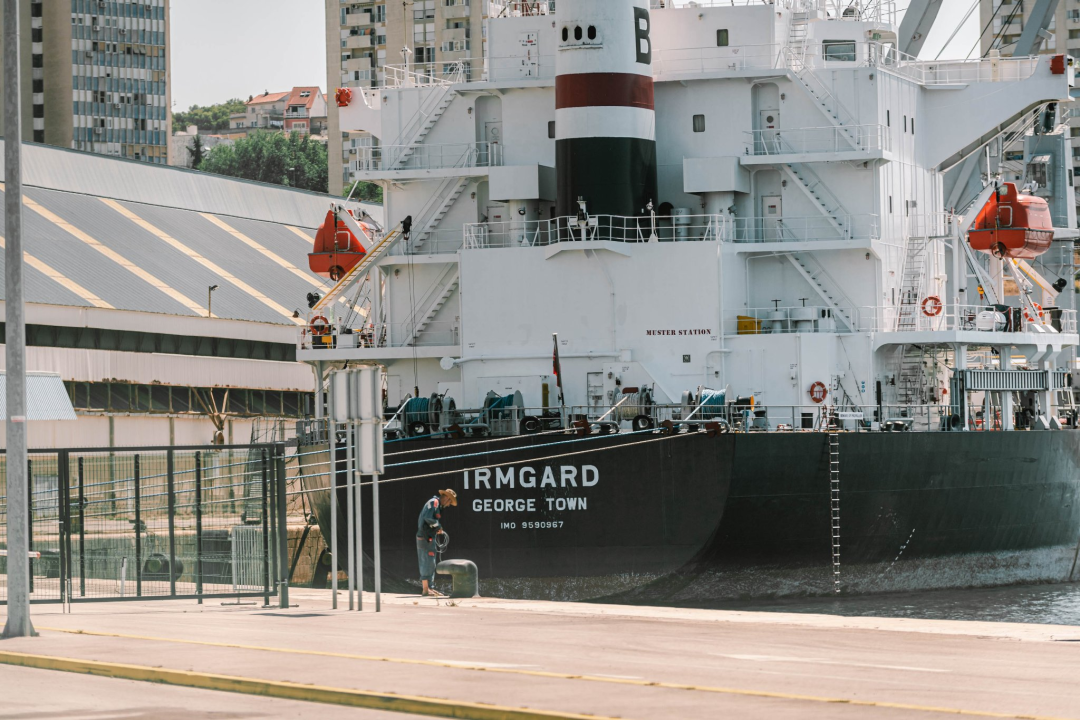 Ruski teret u šibenskoj luci: 'Brod ima sve dozvole za pristajanje i iskrcavanje tereta'