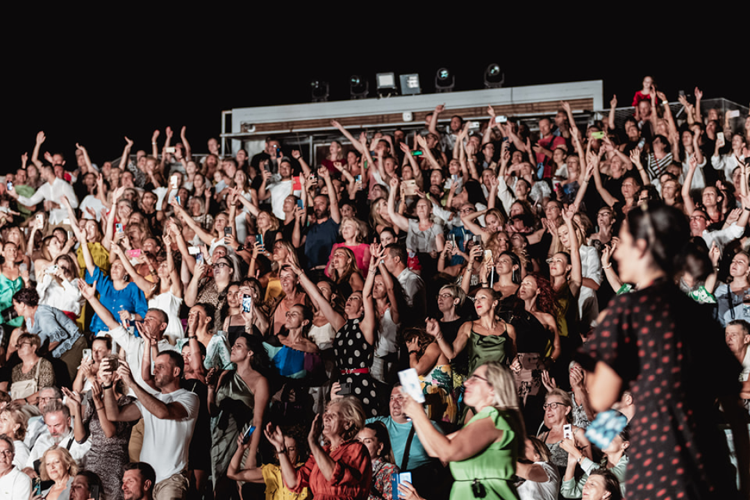 Najpoznatija skitnica na estradi nastupila na Mihovilu i oduševila publiku: 'Nisam se ovako sredila ni za vjenčanje'