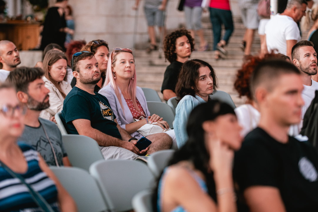 Svijet je na tri dana došao u Šibenik: Ispred Azimuta poslušajte zanimljiva putopisna predavanja!