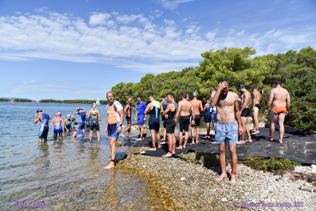 Završen treći po redu Šibenski triatlon u kanalu sv. Ante: Evo tko su pobjednici 