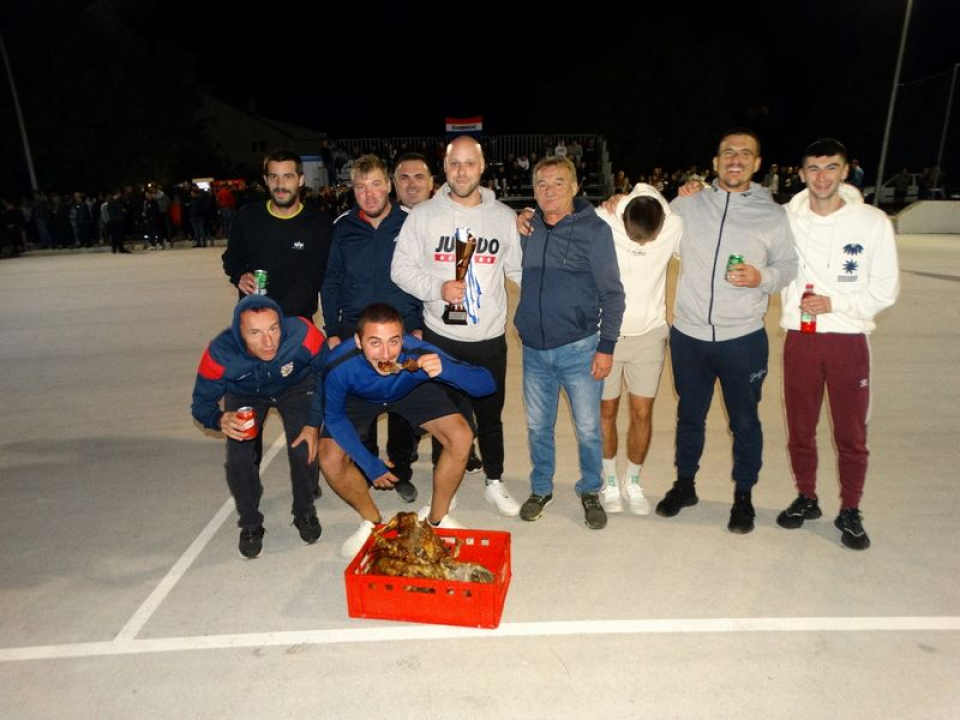 Budak pobjednik memorijalnog malonogometnog turnira hrvatski vitez Božidar Bašić 'Radašinovci 2022.'