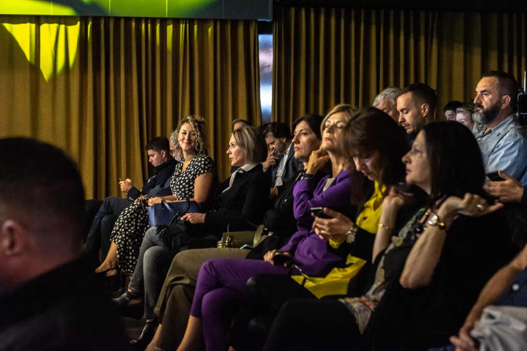 Gradsko vijeće: Oporba tražila konkretne odgovore na goruća pitanja, Restović i Slavica dobili opomene