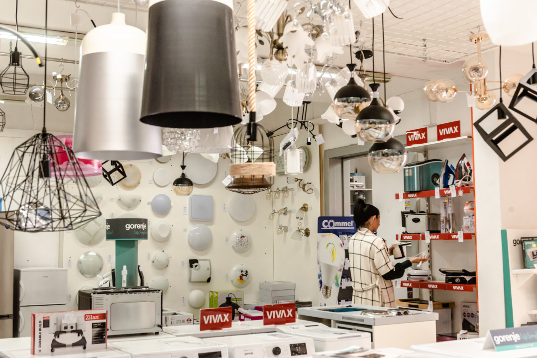 U El Bakoti opremite cijelu kuhinju uz renomirane brendove Midea, Faber i Franke! 