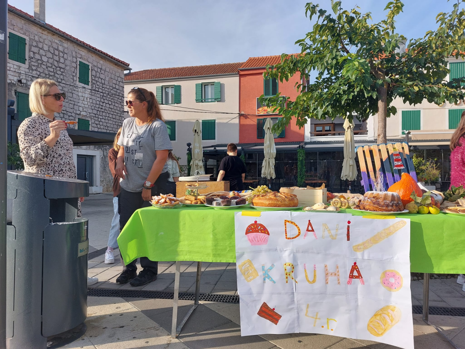 U Murteru održan tradicionalni mali sajam u povodu Dana kruha