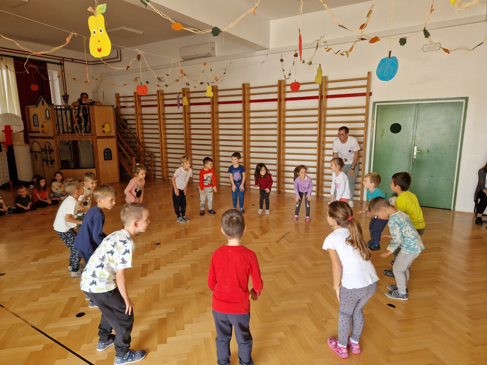 Najveseliji dan u DV 'Vidici': I mali i veliki pjevali su i plesali na zajedničkom okupljanju  