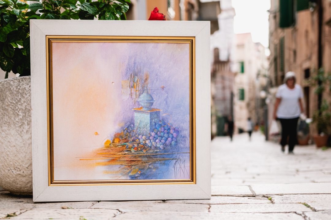 Garderobu osvježite dizajnerskim komadima iz Galerije Juraj Dalmatinac, dom umjetninama po super cijenama