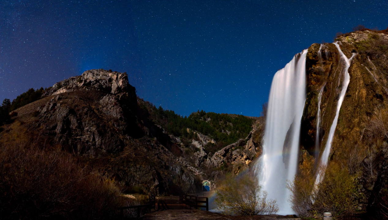 Knin je doživio turistički rast: Sve više posjetitelja otkriva njegove čari
