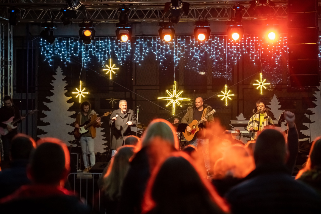 Giuliano&amp;Diktatori otvorili Kraljevski advent u Kninu