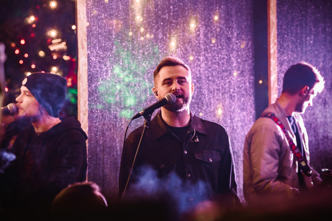 Matija Cvek oduševio šibensku publiku, provjerite koji vas još koncerti očekuju na Božićnom Šušuru!