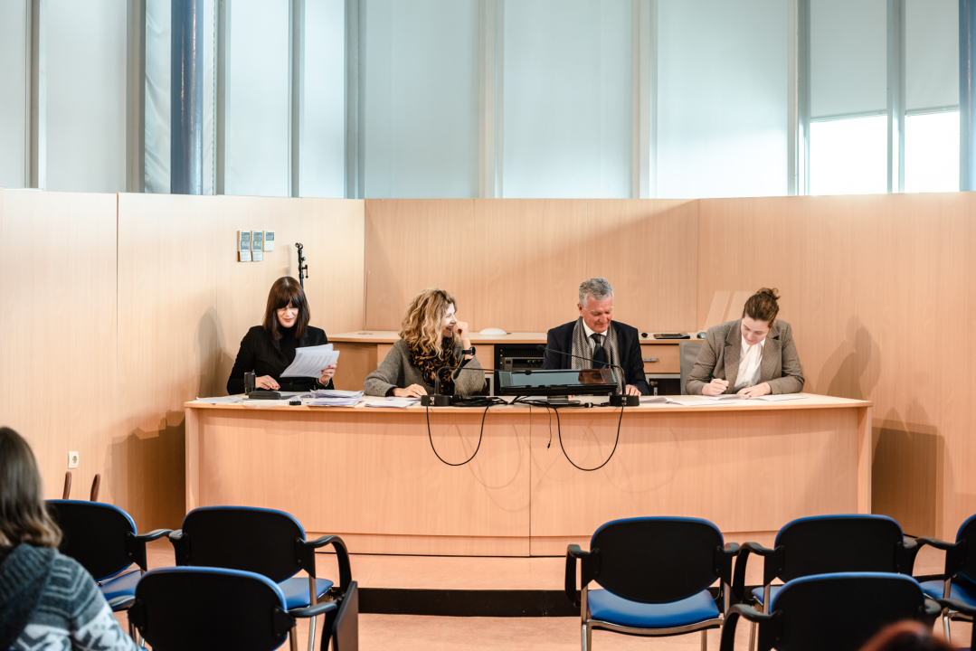 Burić studentima uručio ugovore o stipendiranju: 'Uvjeren sam da će se mnogi nakon diplome vratiti u Šibenik'