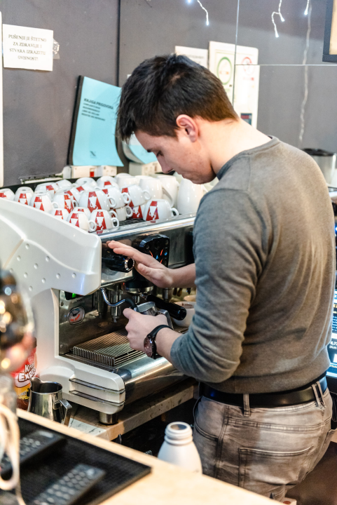 Caffe &amp; Coctail bar Relax u Bilicama novi je centar dobre zabave!