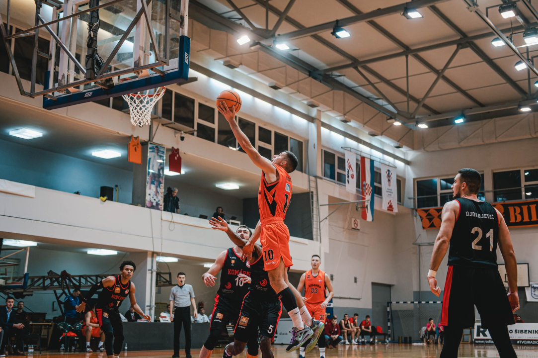 Šibenki protiv Komarna mala, ali ohrabrujuća prednost