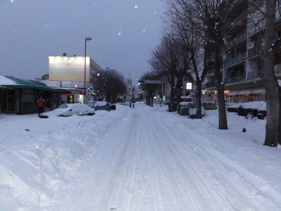 Sjednite na sunce na kavu i pogledajte kako nas je Gabor zameo prije 11 godina