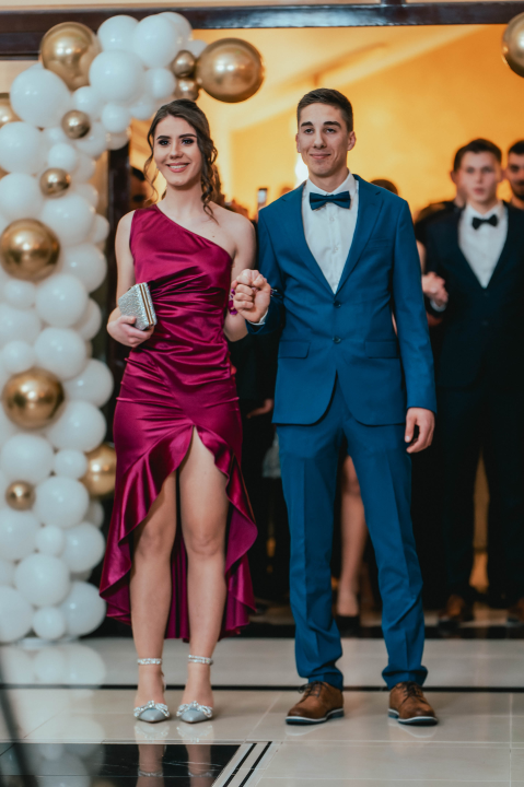 Učenici Prometno-tehničke škole Šibenik poput holivudskih zvijezda na maturalnom plesu (1)