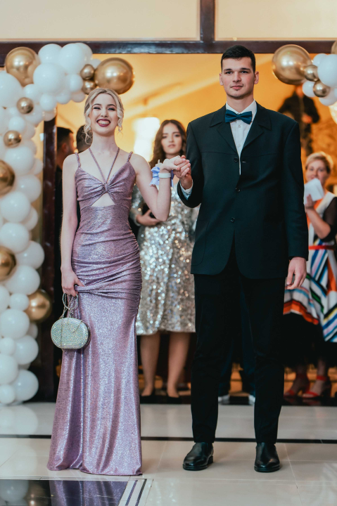 Učenici Prometno-tehničke škole Šibenik poput holivudskih zvijezda na maturalnom plesu (2)