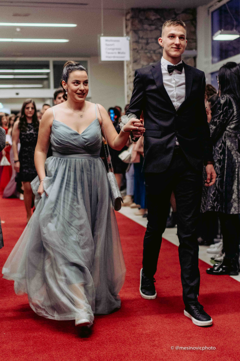 Zavirite na blještavi maturalni ples Turističko-ugostiteljske škole Šibenik (1)