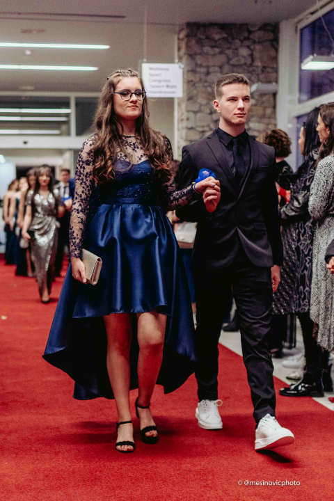 Zavirite na blještavi maturalni ples Turističko-ugostiteljske škole Šibenik (2)