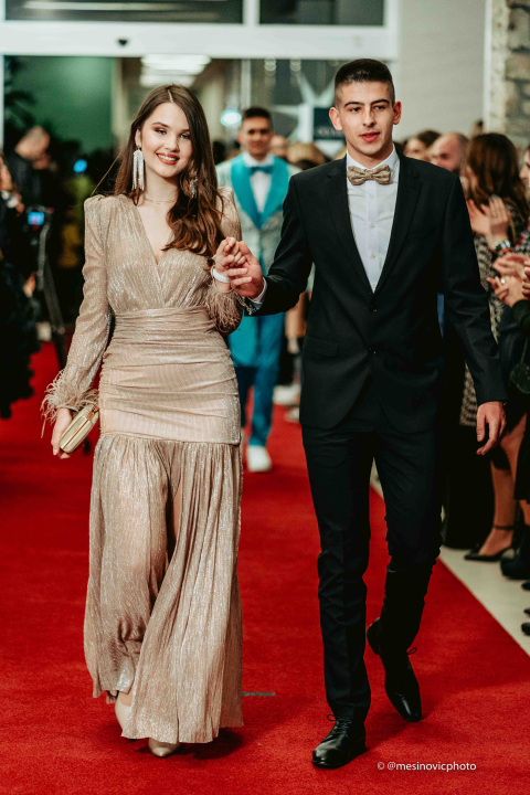 Gimnazijalci zasjali u večeri koju će pamtiti do kraja života! (1.dio)