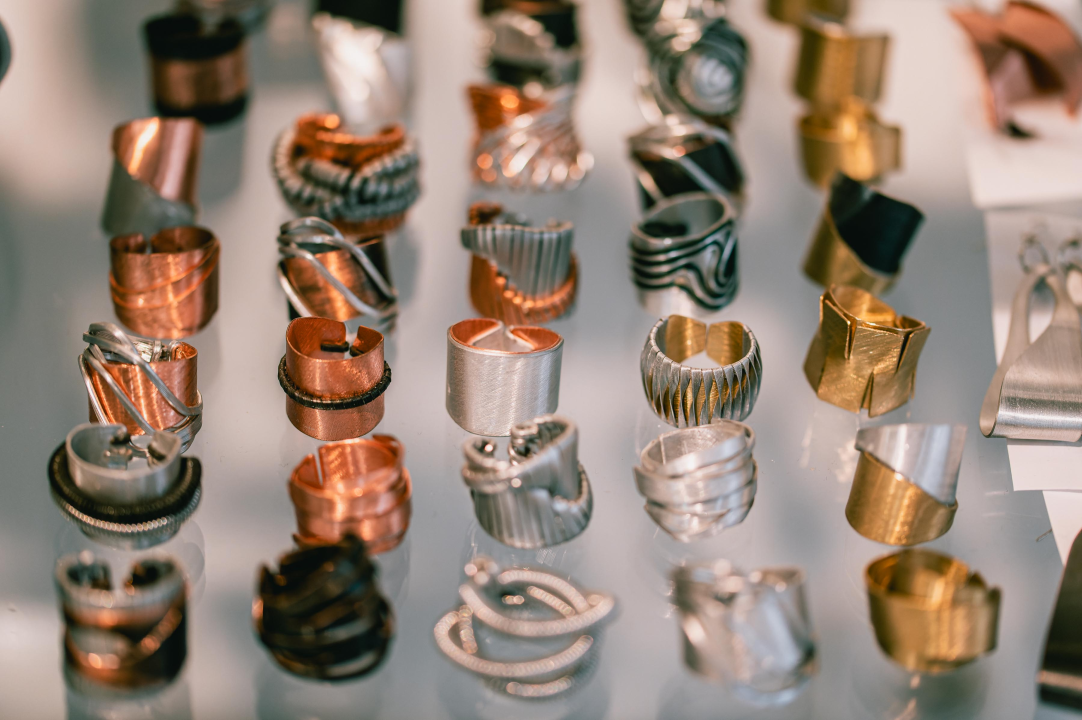 Unikatni nakit u Galeriji Juraj Dalmatinac savršen je poklon za Valentinovo!