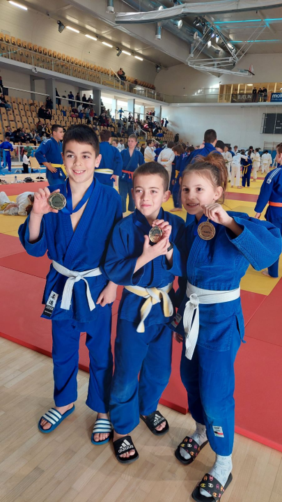 Proteklog vikenda održan Kaštelino Kup: Članovi Judo kluba Šibenik se okitili sa šest medalja  