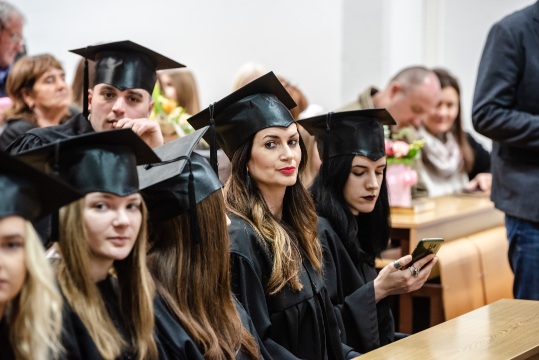 Svečana promocija studenata VUŠ-a: 'Vi ste budućnost naše zemlje i ona će biti onakva kakvom je vi oblikujete'