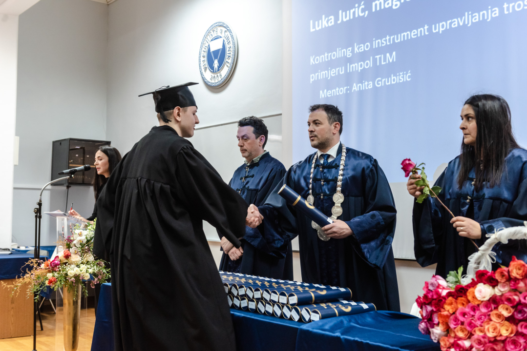 Svečana promocija studenata VUŠ-a: 'Vi ste budućnost naše zemlje i ona će biti onakva kakvom je vi oblikujete'