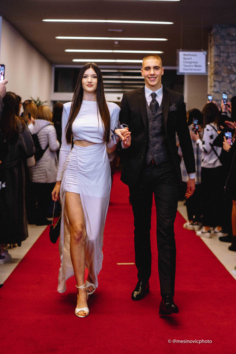 Zavirite na blještavi maturalni ples Tehničke škole Šibenik (2) 