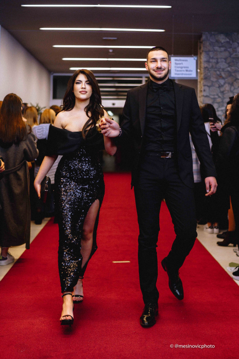 Zavirite na blještavi maturalni ples Tehničke škole Šibenik (1)