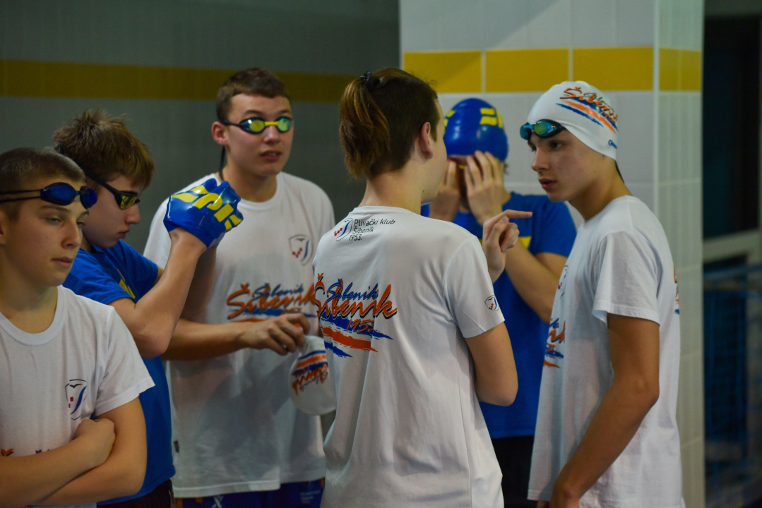 Na bazenu u Crnici održano kadetsko PH: Josip Silov prvak Hrvatske na 200 metara leđno 