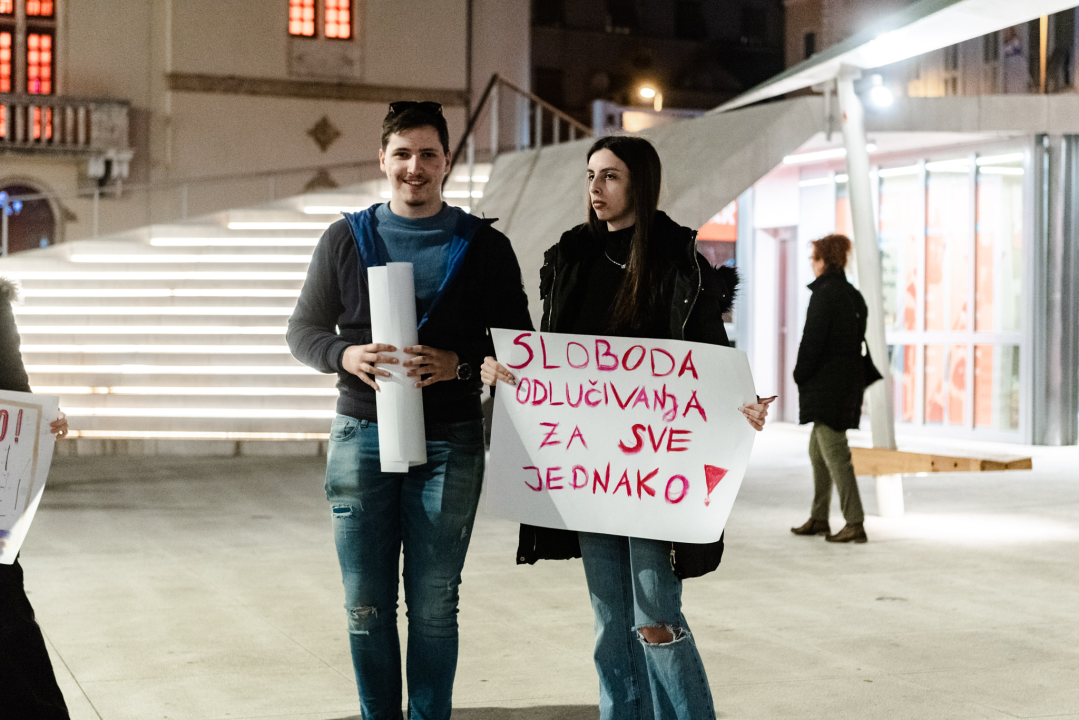 Marš u Šibeniku u povodu Dana žena:  'Dali smo javne prostore pred bolnicama za javni linč žena'