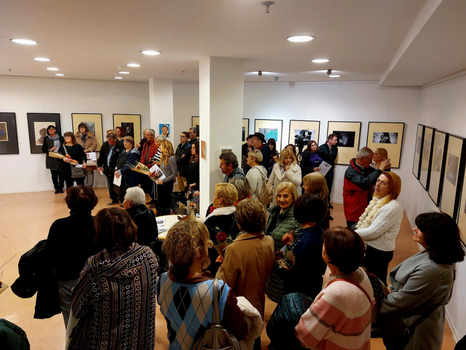 Knjižnica Dan žena obilježila pjesničkom večeri za Vesnu Parun i izložbom 'Žena'