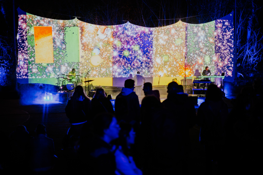 Šibenski vizualni spektakl za zatvaranje Festivala svjetla: Nevjerojatan spoj glazbe, svjetla i pokreta na Tuškancu