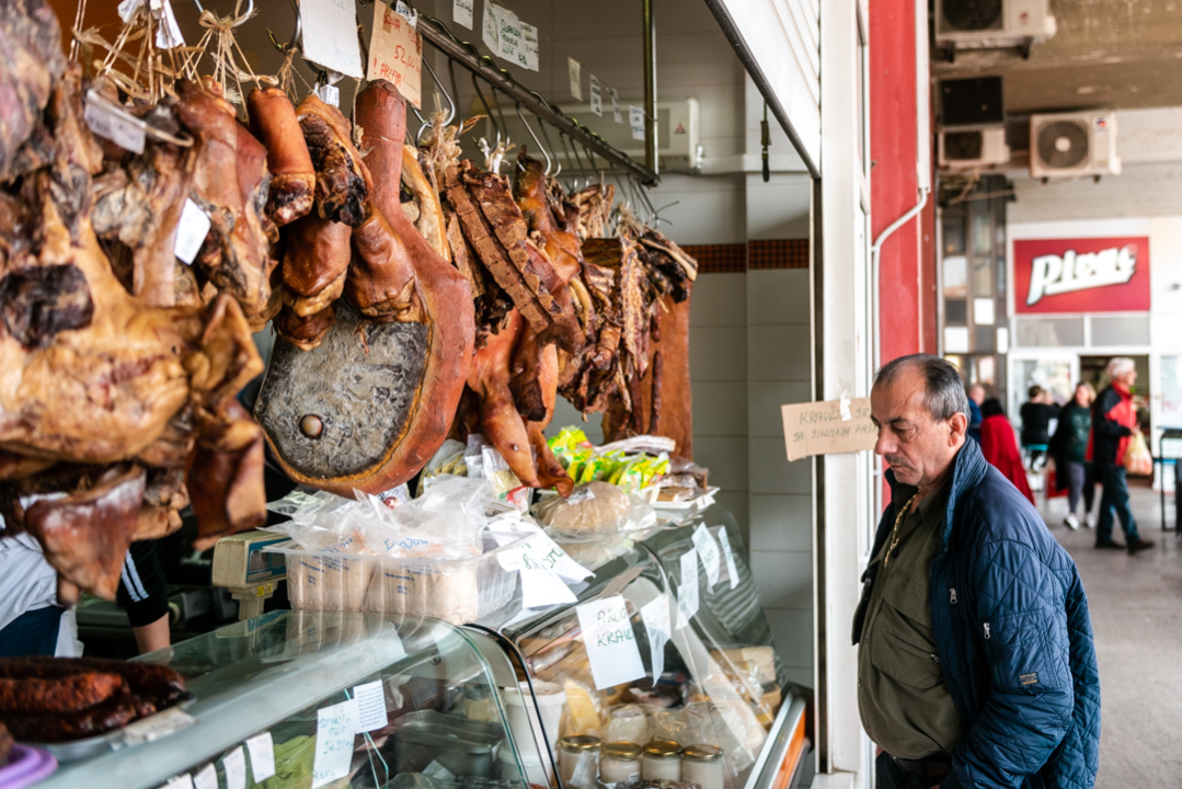 Delikatese Petrović sa šibenske pijace počastit će za Uskrs jednog čitatelja s platom za četiri osobe