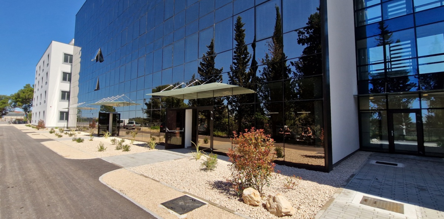 Uređen okoliš studentskog doma Palacin